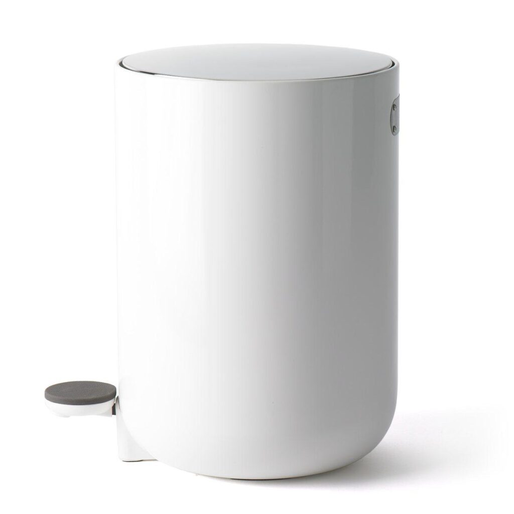 Audo Bathroom Pedal Bin 7 Litres White - Make Designed Objects